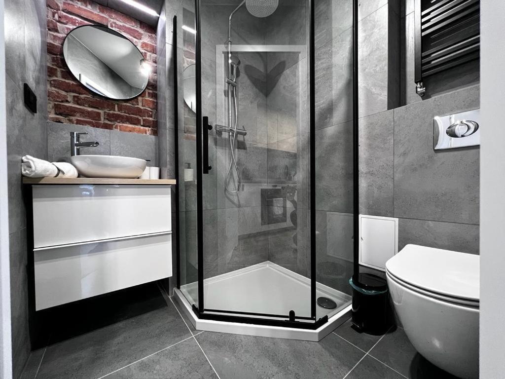 Green Hill Apartments Катовице Экстерьер фото