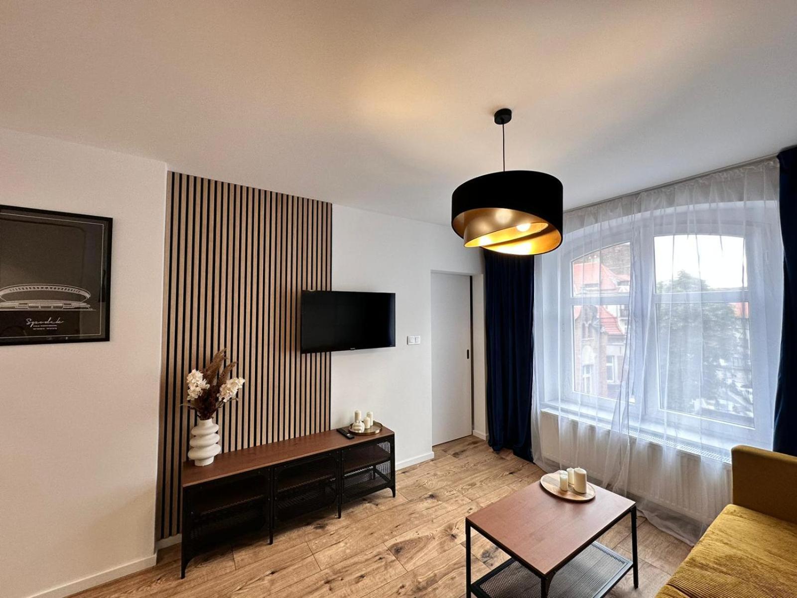 Green Hill Apartments Катовице Экстерьер фото