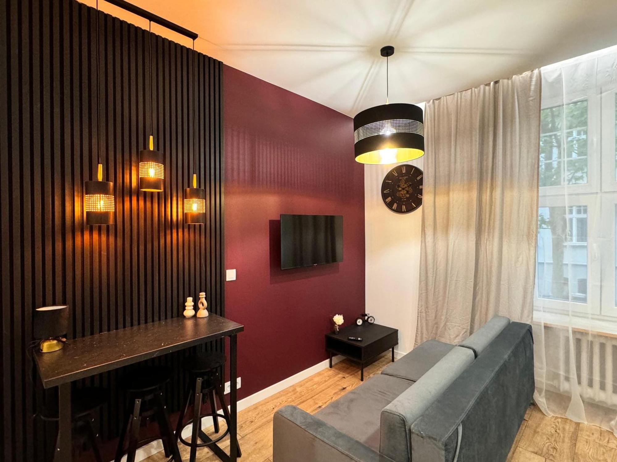 Green Hill Apartments Катовице Экстерьер фото